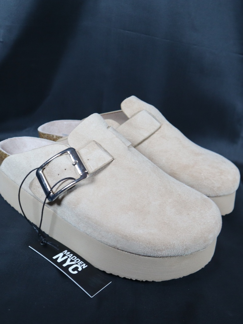 NWT Madden NYC Women's Cutie Pie Buckle Platform Clogs Size 10